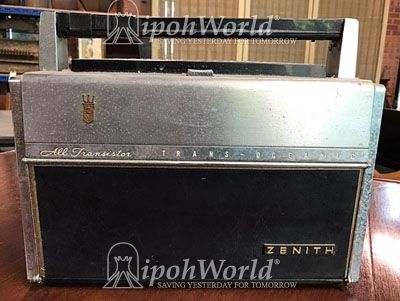 
        11173|
        A Collection Of Electronics (2)